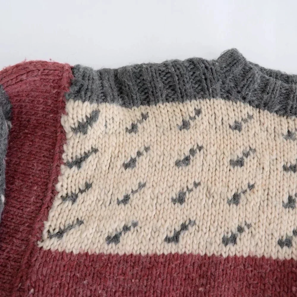 Handmade Unisex Cream And Gray Wool Crew Neck Sweater - Picture 8 of 9